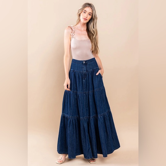 Women's Boho Western Maxi Denim Skirt ๐ค - Picture 3 of 7